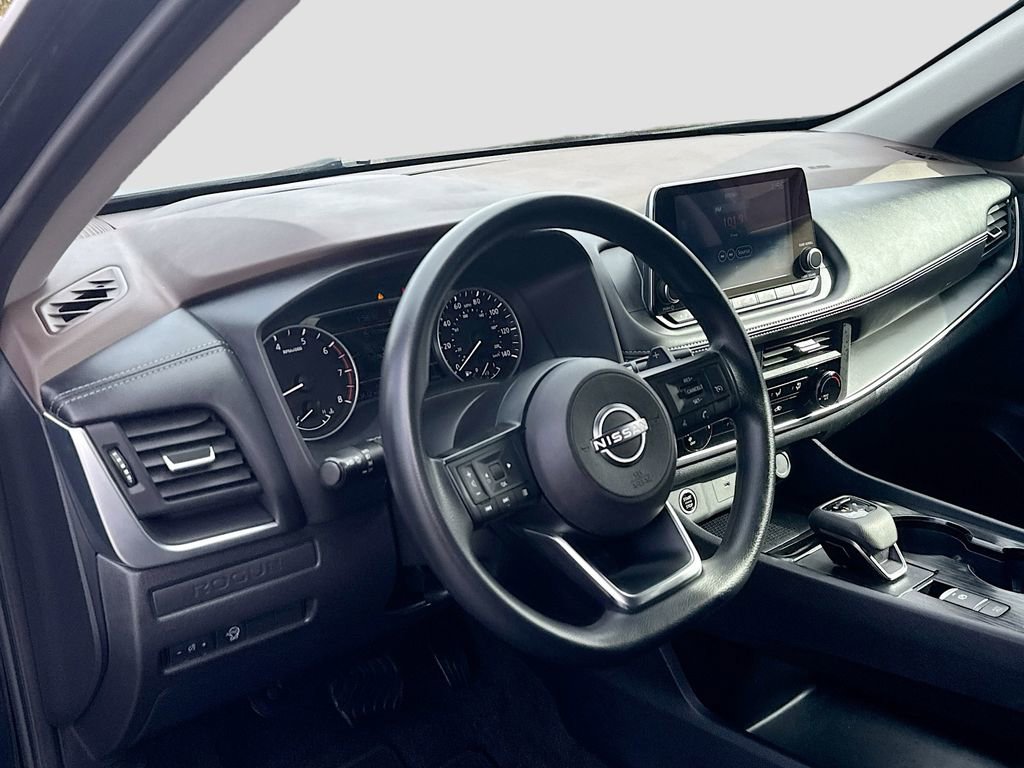 Used 2023 Nissan Rogue S image 20