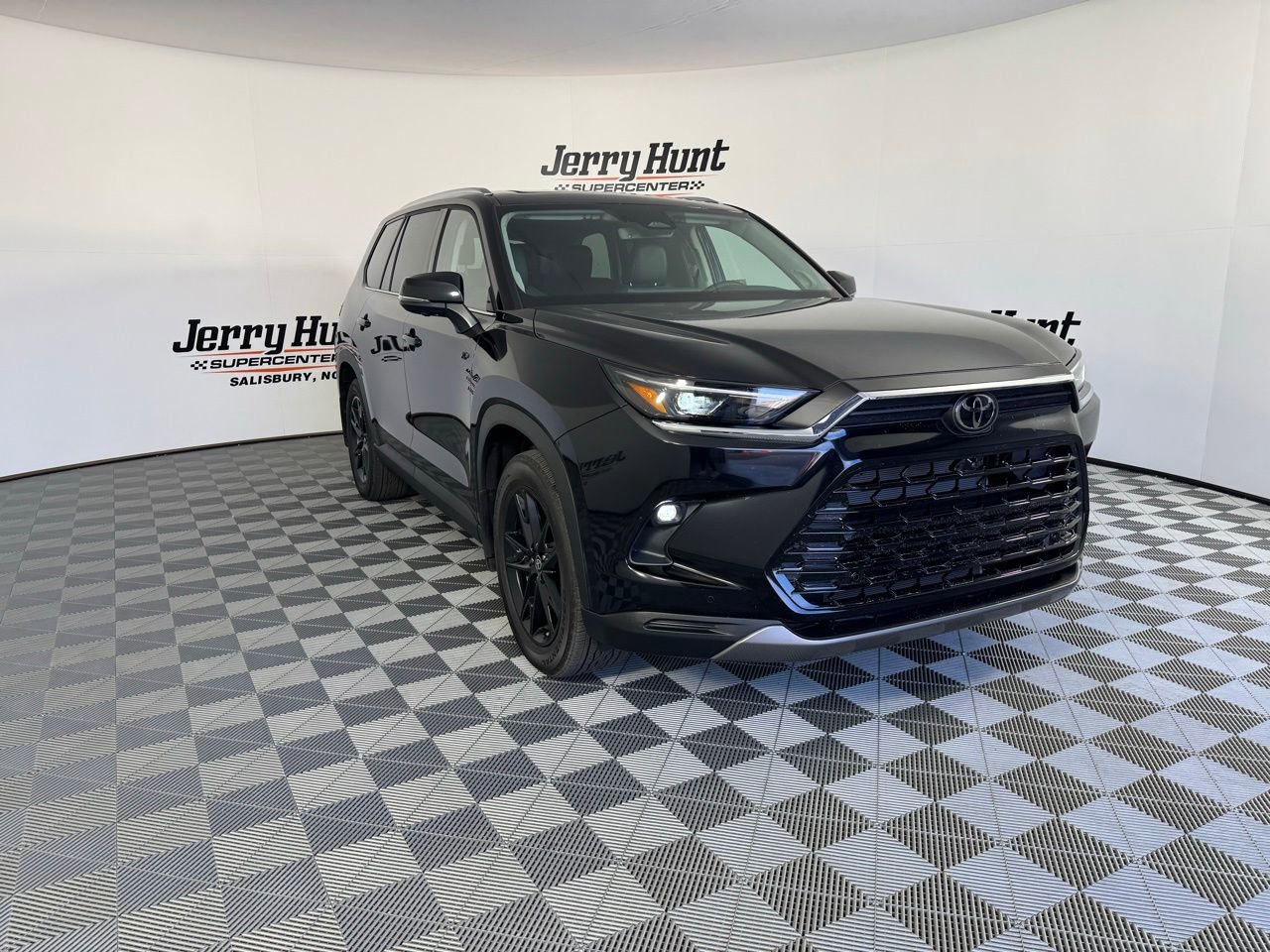 Used 2025 Toyota Grand Highlander AWD image 8