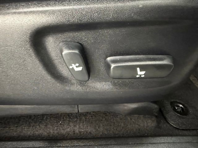 Used 2019 Toyota 4Runner Limited image 32