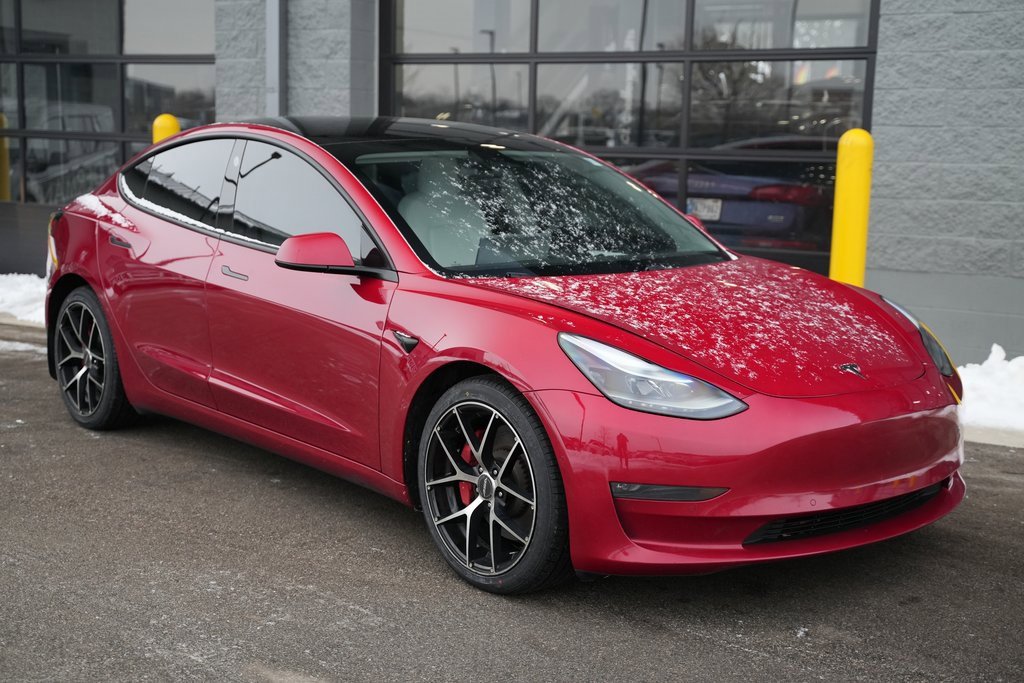 Used 2021 Tesla Model 3 Performance image 2