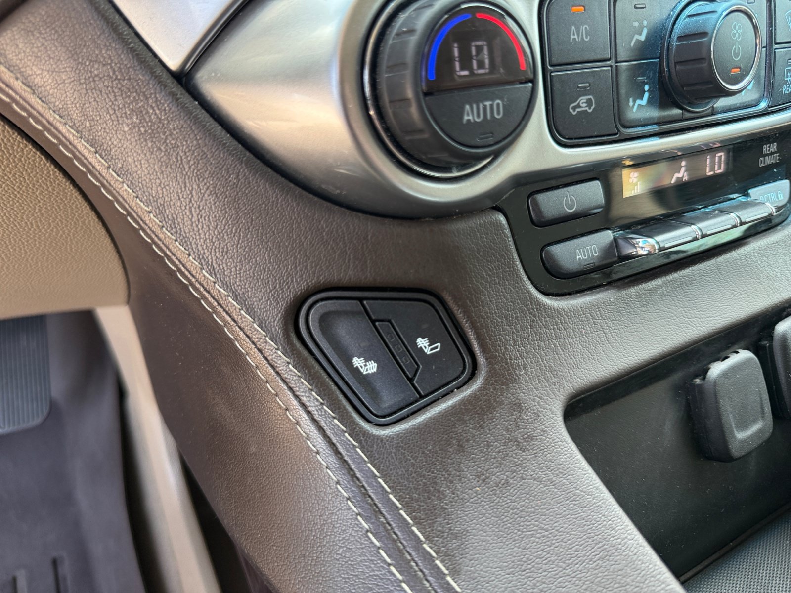 Used 2020 Chevrolet Tahoe LT RWD image 26