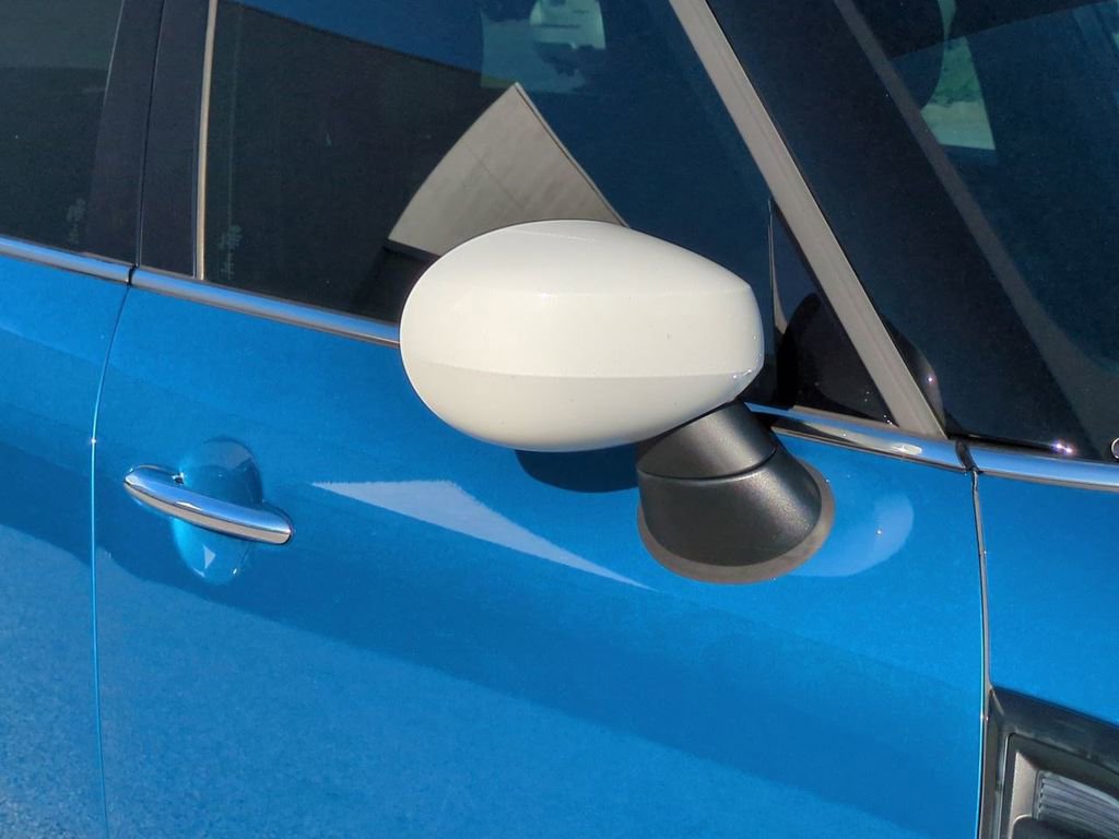 Used 2021 MINI Cooper Countryman Oxford Edition image 12