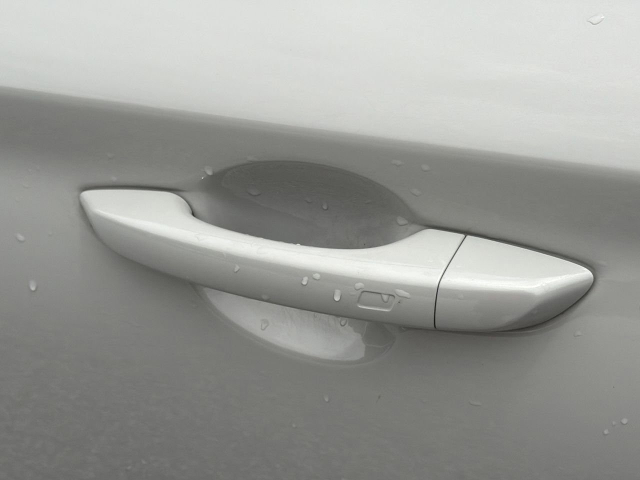 Used 2025 Genesis G70 2.5T AWD/4WD image 28