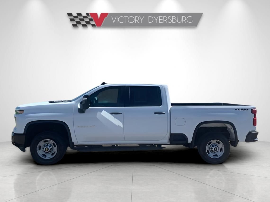 Used 2024 Chevrolet Silverado 2500 W/T image 5