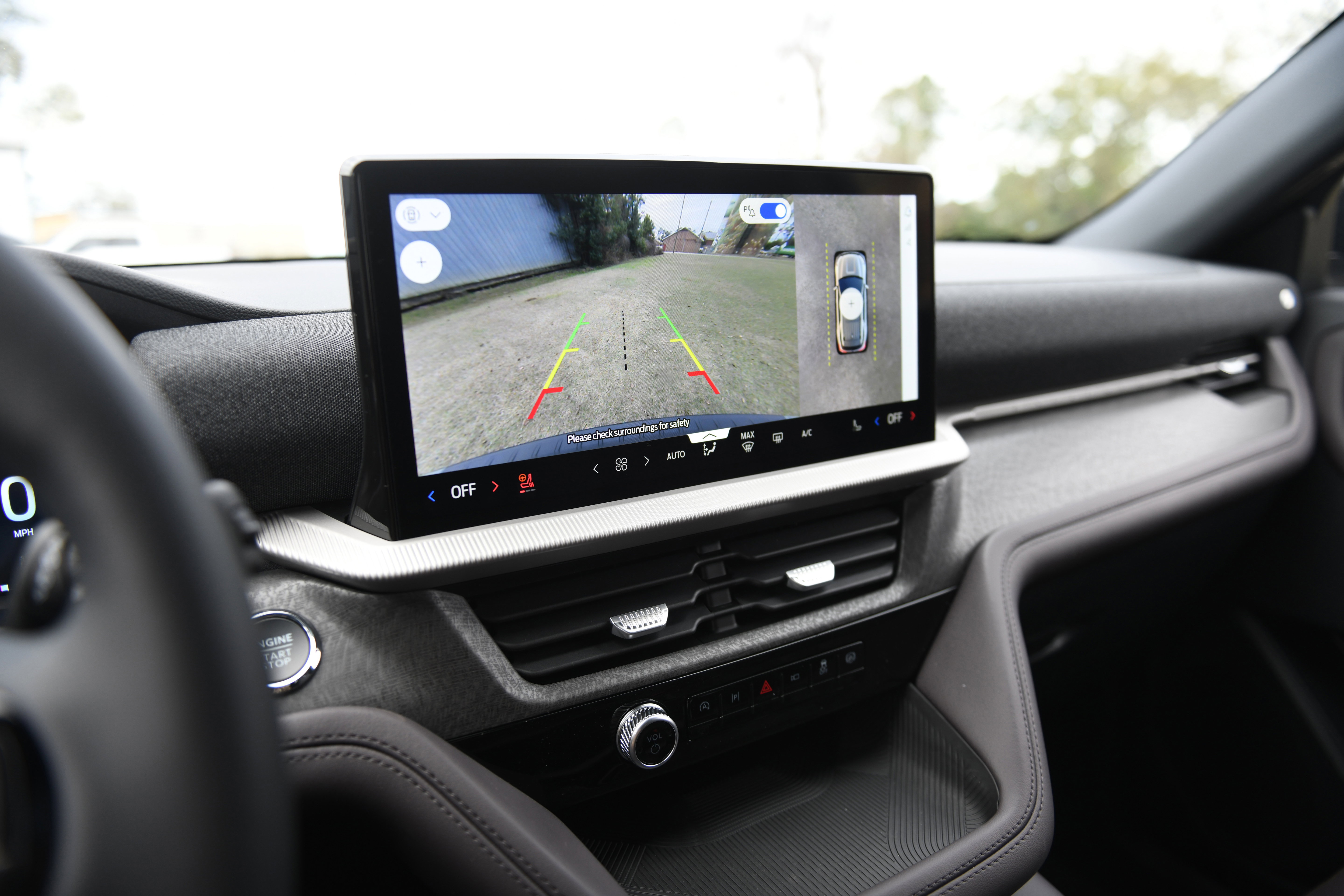 New 2026 Ford Explorer Platinum image 11