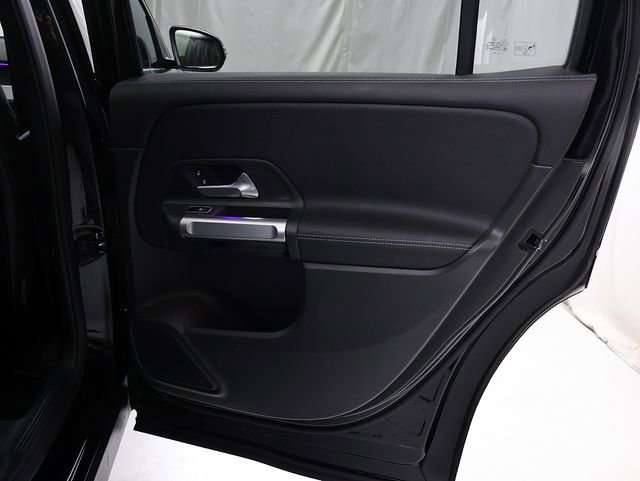 Certified 2023 Mercedes-Benz GLB 250 4MATIC image 30