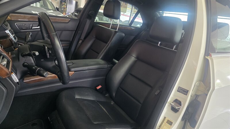 Used 2012 Mercedes-Benz E 350 4MATIC Sedan image 10