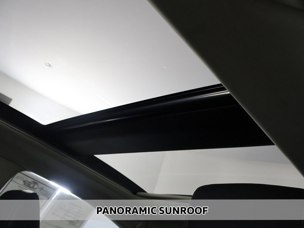 Used 2023 Lexus ES 350 Luxury w/ Accessory Package (Z2) image 3