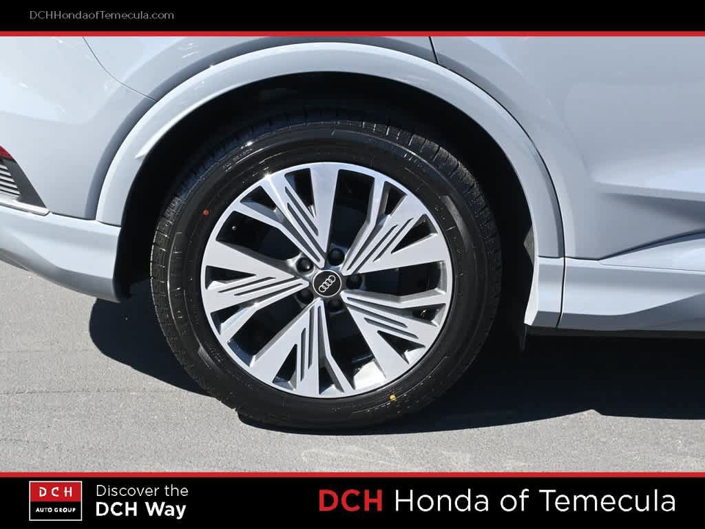 Used 2023 Audi Q4 e-tron Premium w/ Convenience Package RWD image 23