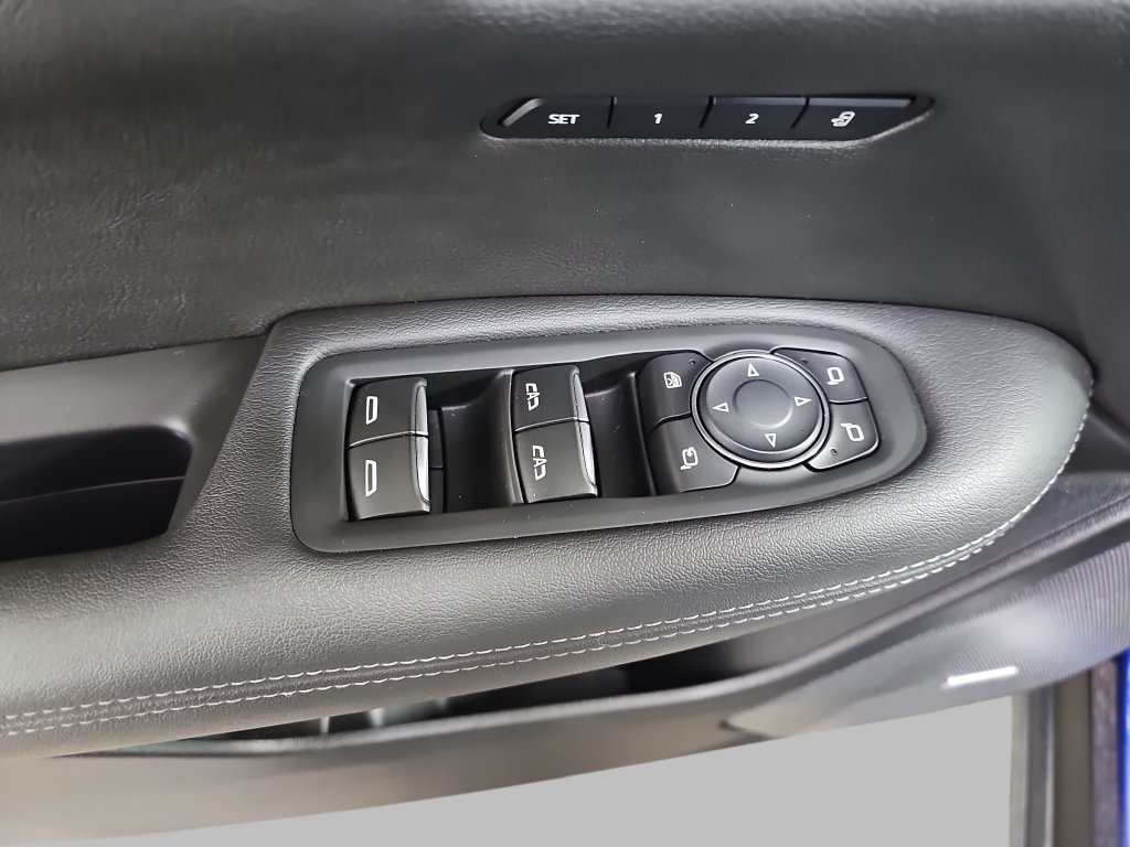 Used 2024 Cadillac XT6 Sport w/ Technology Package AWD/4WD image 35