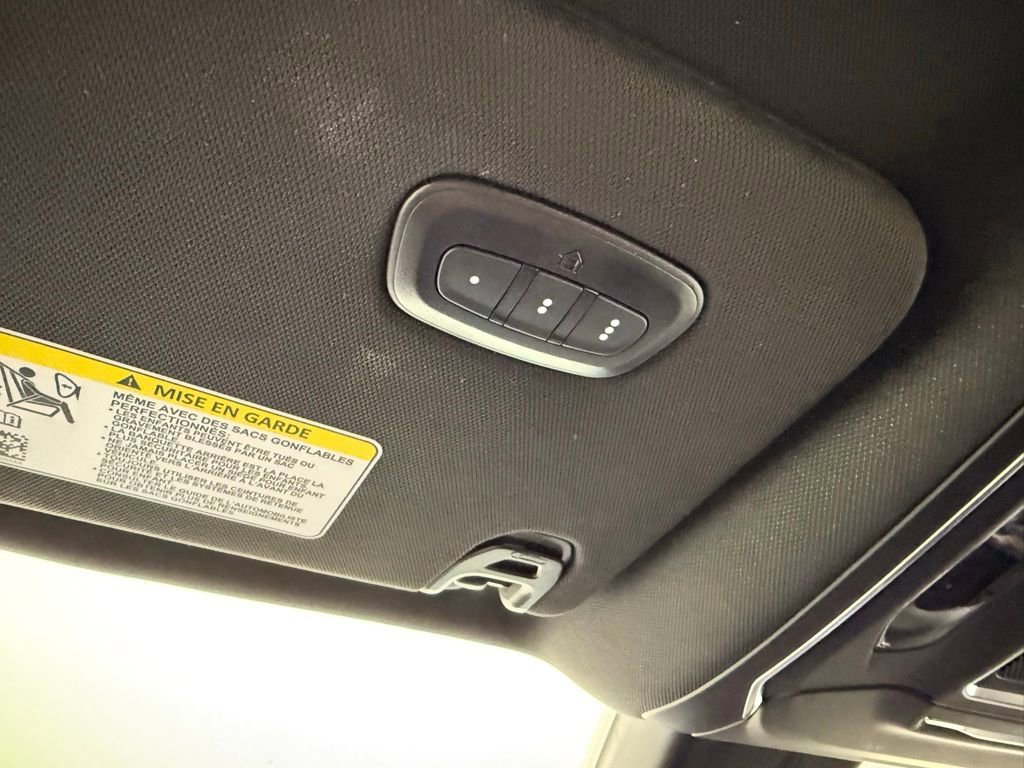 Used 2024 Jeep Wagoneer L Series II w/ Flexible Seating Group image 30