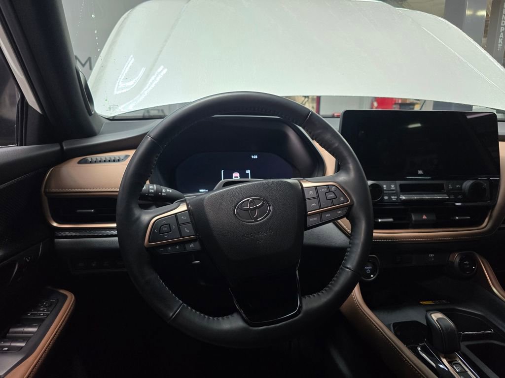 Used 2024 Toyota Grand Highlander MAX Platinum image 11