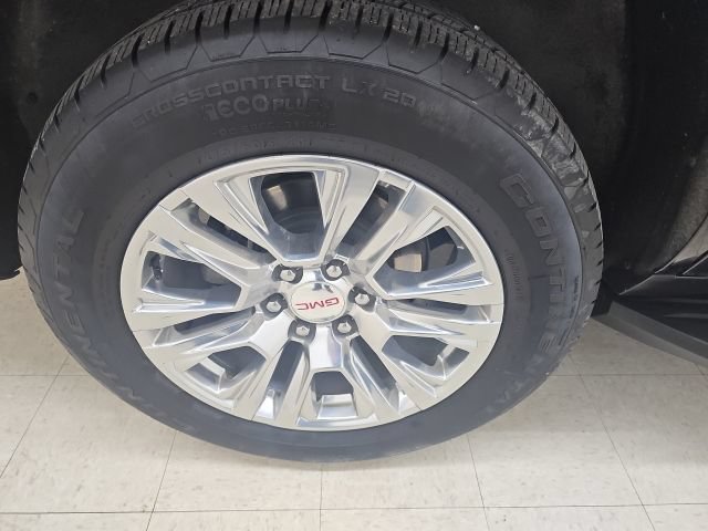 Used 2025 GMC Yukon Denali AWD/4WD image 26