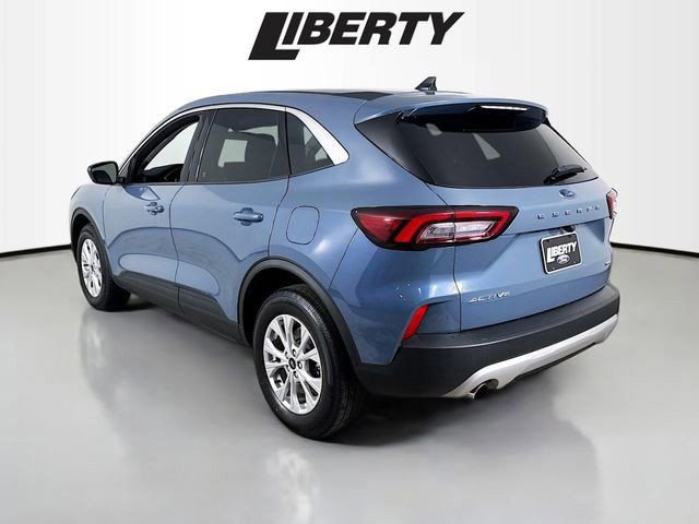 Used 2023 Ford Escape Active image 5
