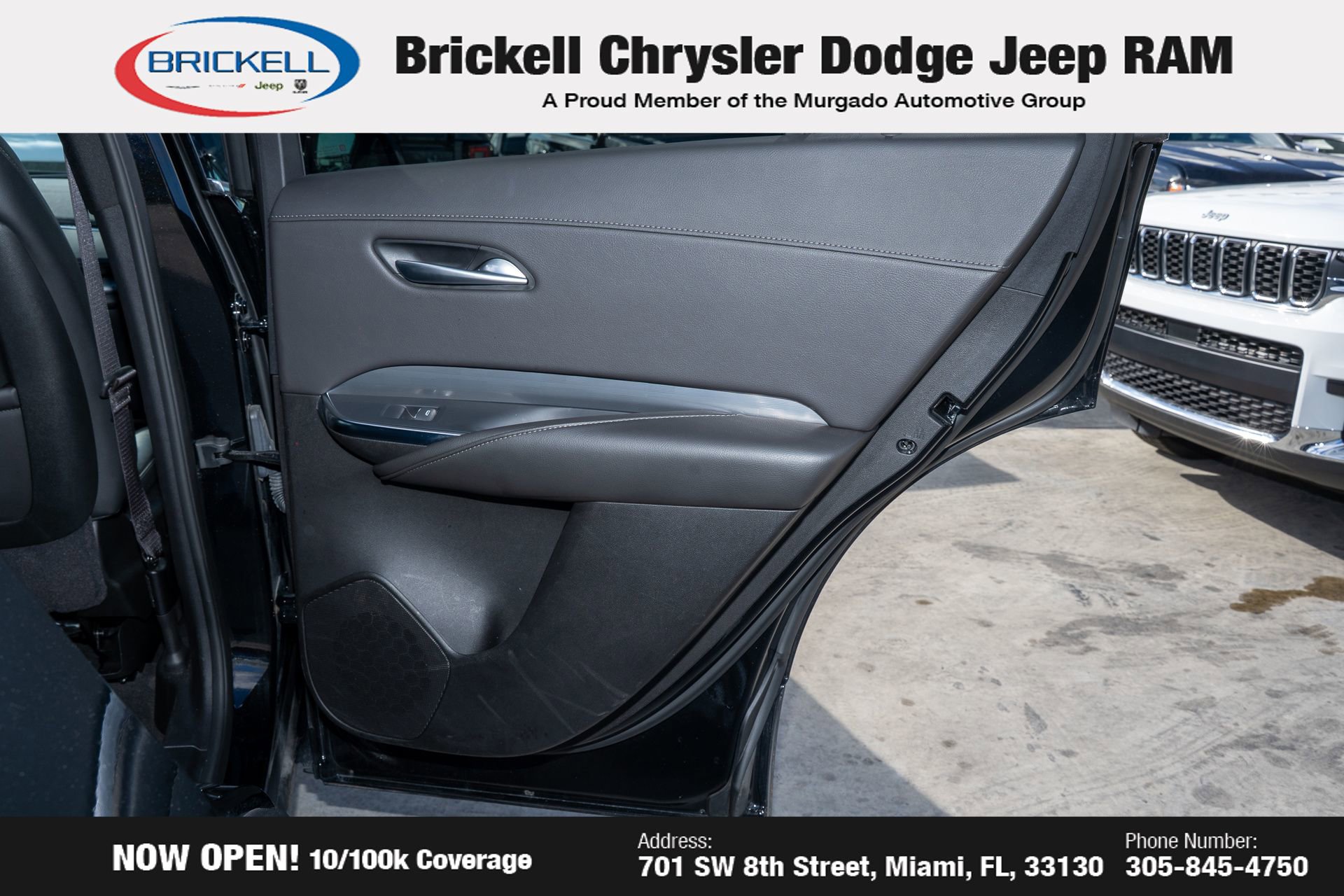 Used 2025 Cadillac XT4 Premium Luxury image 14