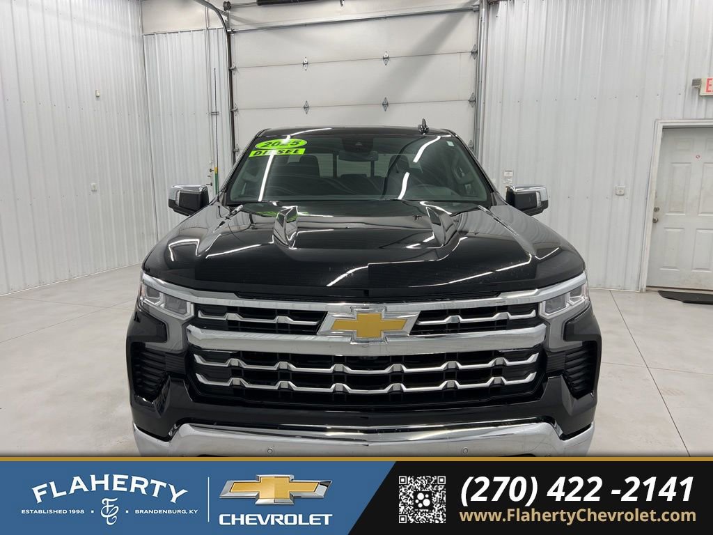 Used 2025 Chevrolet Silverado 1500 LTZ w/ LTZ Premium Package image 7
