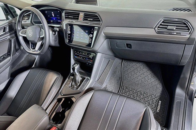 Used 2023 Volkswagen Tiguan SE FWD image 27