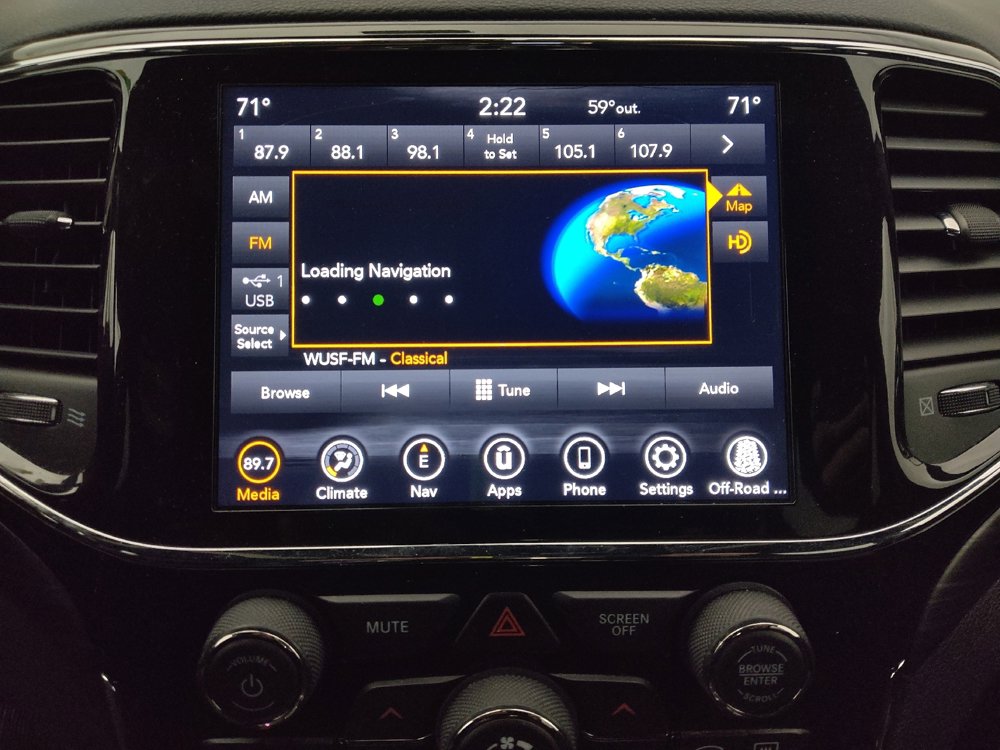 Used 2022 Jeep Grand Cherokee Laredo E AWD/4WD image 25