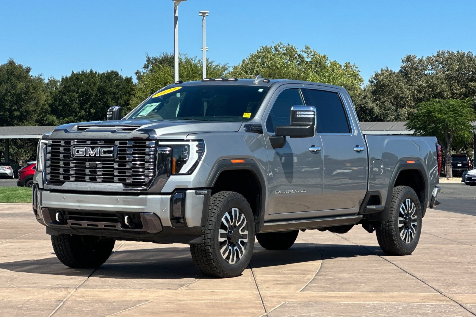 Used 2024 GMC Sierra 2500 Denali Ultimate w/ Max Trailering Package AWD/4WD image 8