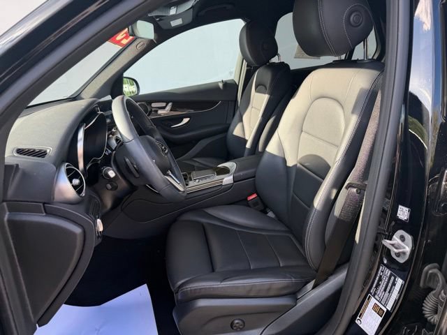 Used 2022 Mercedes-Benz GLC 300 4MATIC image 10