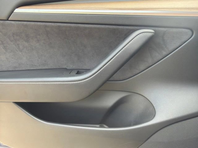Used 2022 Tesla Model 3 Long Range AWD/4WD image 21