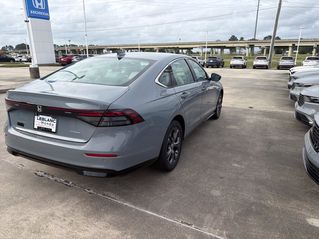 New 2026 Honda Accord EX-L image 4