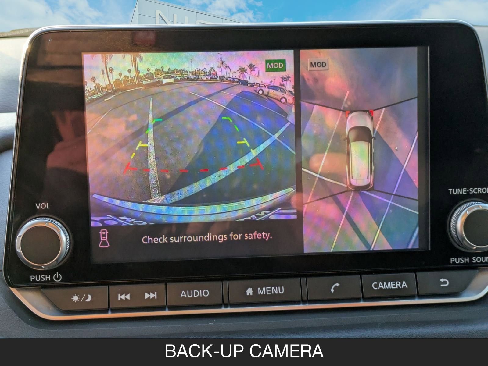 Used 2021 Nissan Rogue SV w/ Premium Package image 18