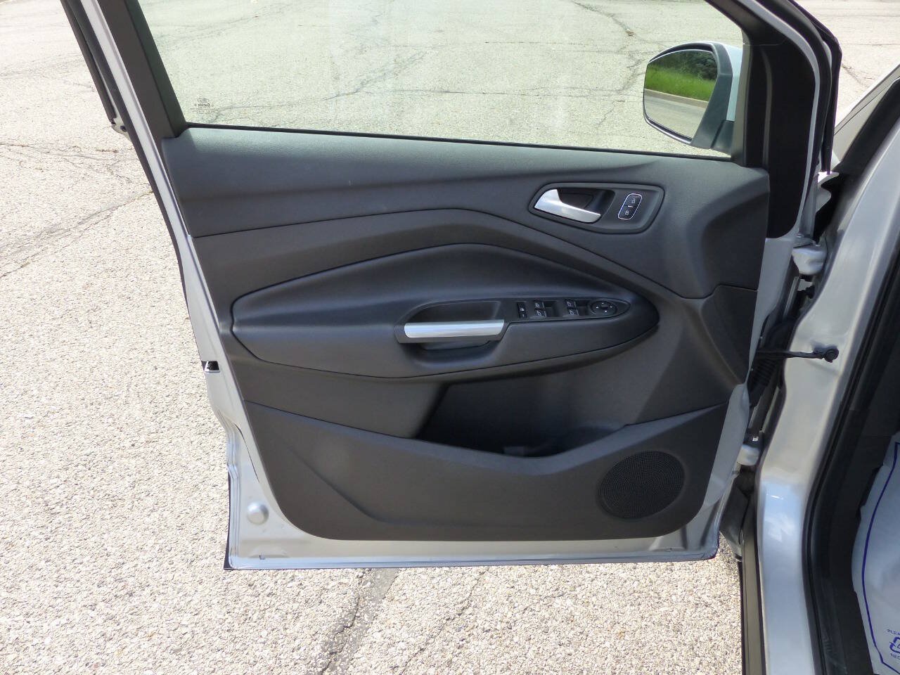 Used 2019 Ford Escape SEL FWD image 20