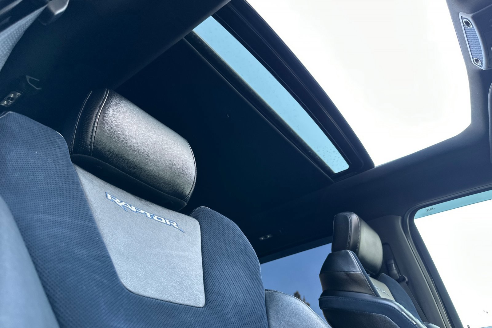 Used 2020 Ford F150 Raptor w/ Equipment Group 802A Luxury image 19