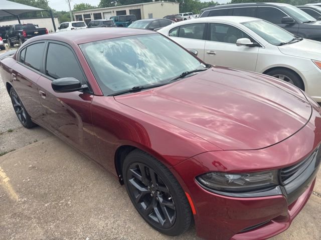 Used 2021 Dodge Charger SXT w/ Blacktop Package RWD image 3