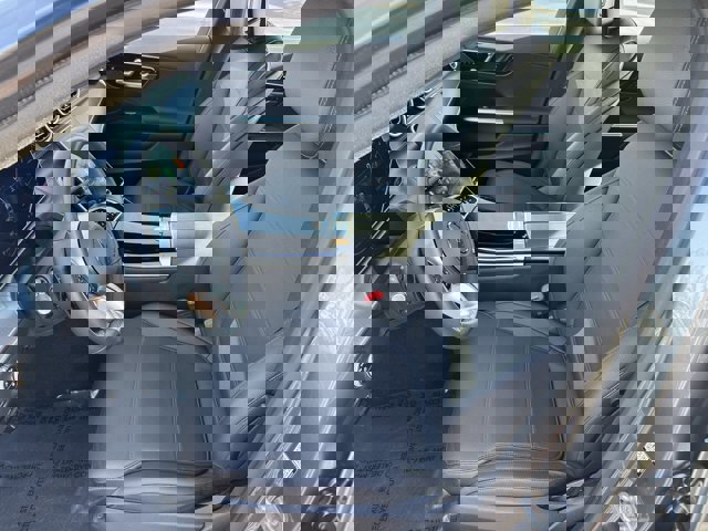 Used 2025 Mercedes-Benz C 300 4MATIC Sedan image 16