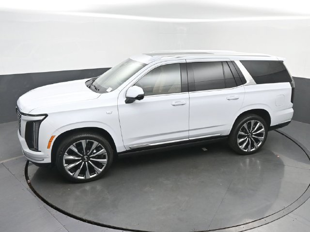 New 2026 Cadillac Escalade Luxury w/ Touring Package AWD/4WD image 39