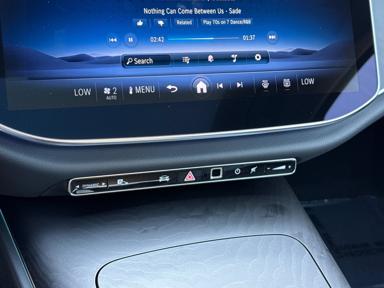 New 2027 Mercedes-Benz E 350 4MATIC Sedan image 19