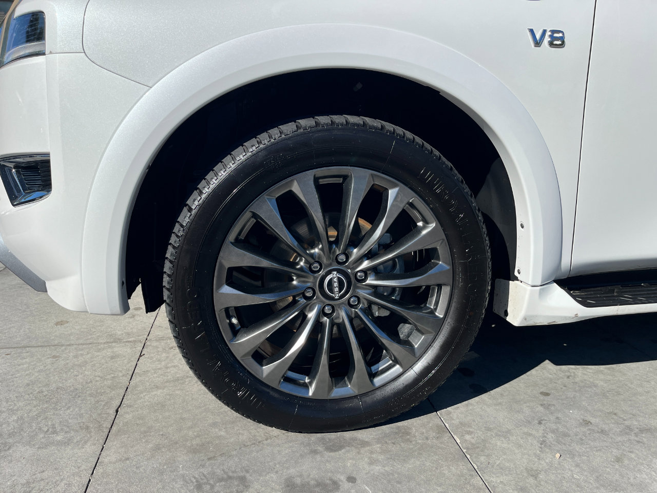 Used 2022 Nissan Armada Platinum w/ Captain's Chairs Package image 33