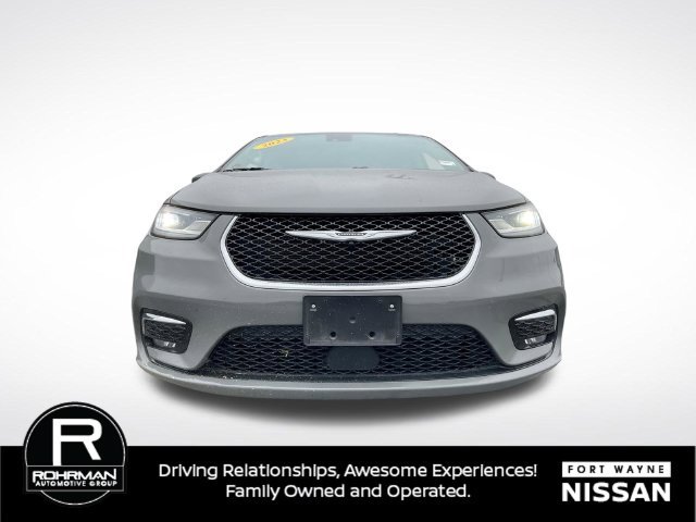 Used 2023 Chrysler Pacifica Touring-L FWD image 35