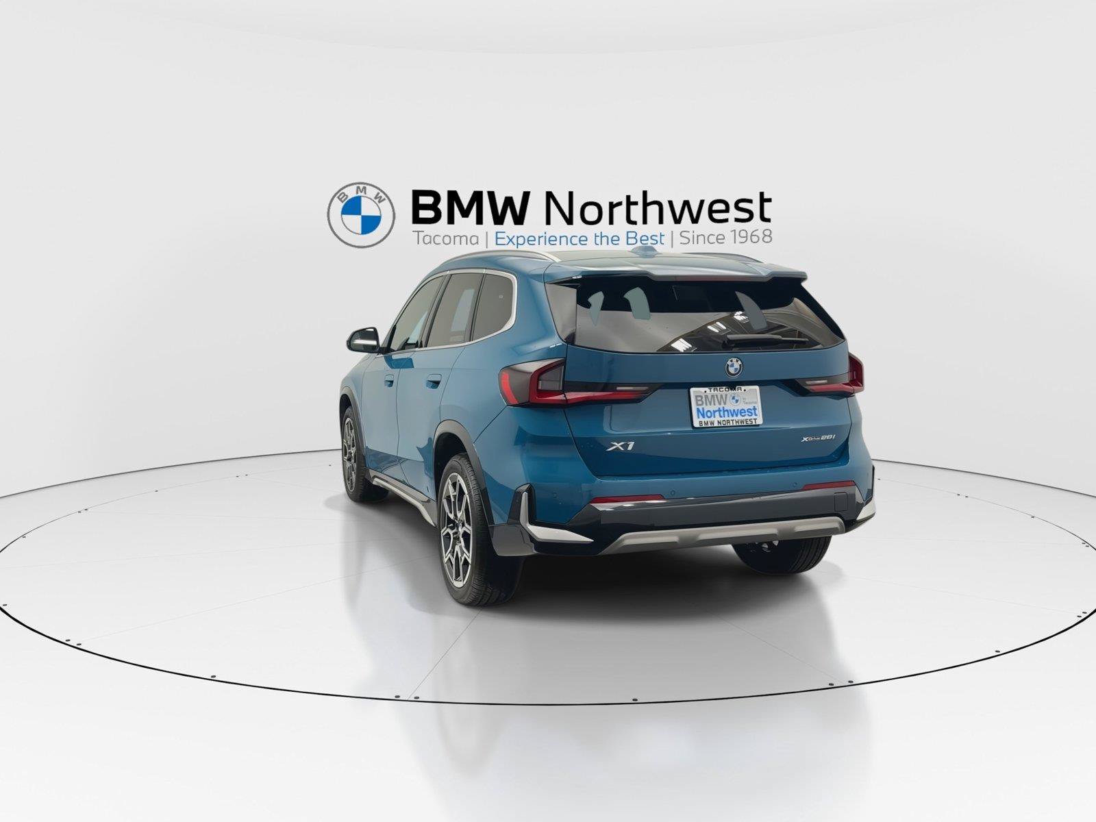 Used 2024 BMW X1 xDrive28i w/ Convenience Package AWD/4WD image 11