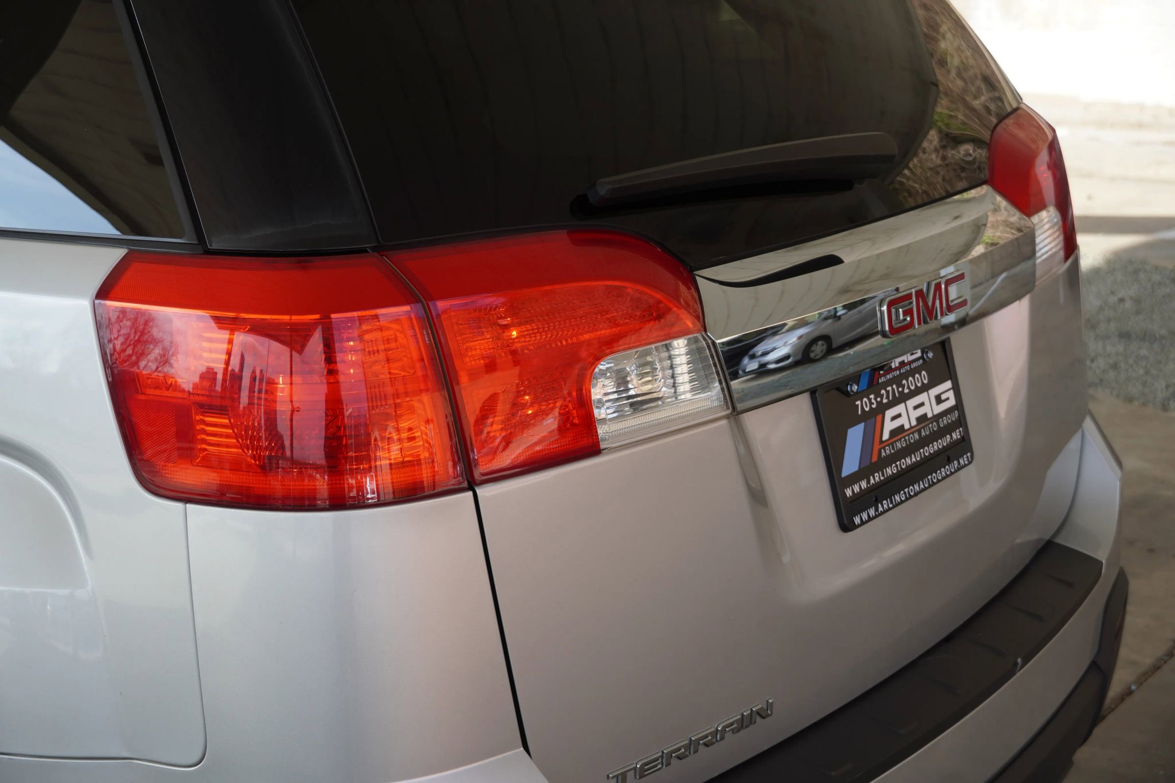Used 2015 GMC Terrain SLE image 35