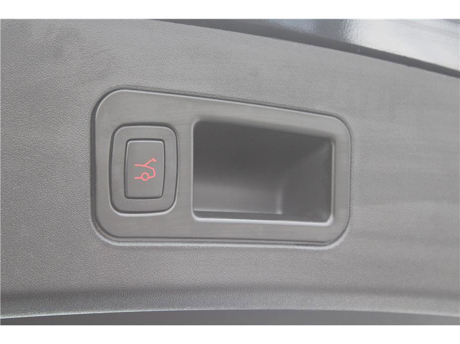 Used 2015 Tesla Model S 85D image 29