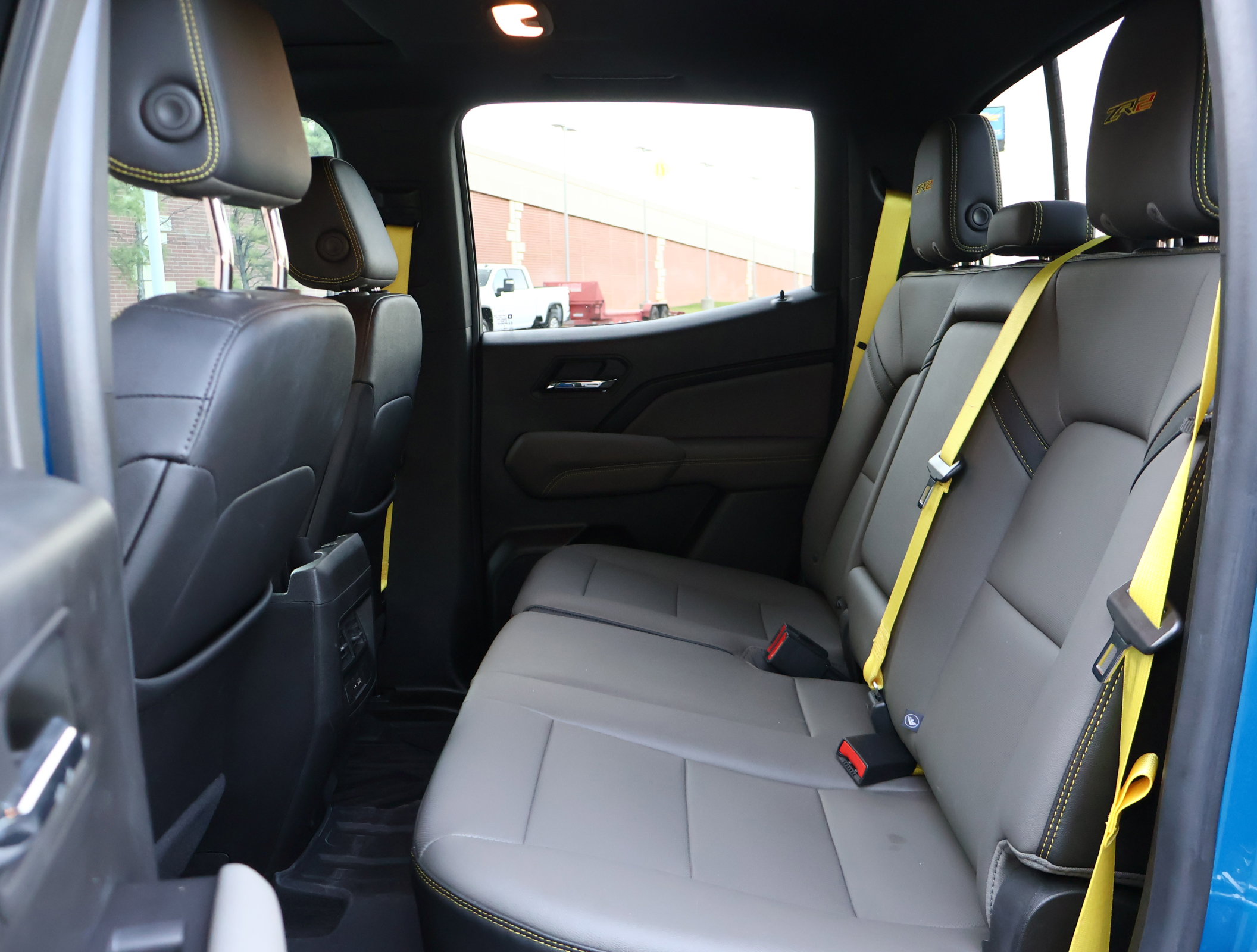 Used 2023 Chevrolet Colorado ZR2 w/ ZR2 Convenience Package III AWD/4WD image 25