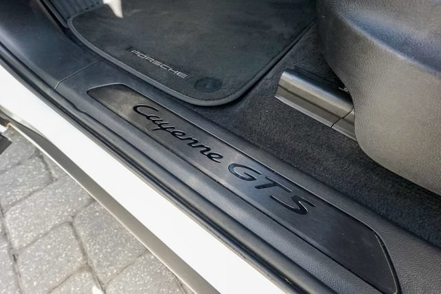 Used 2022 Porsche Cayenne GTS AWD/4WD image 58