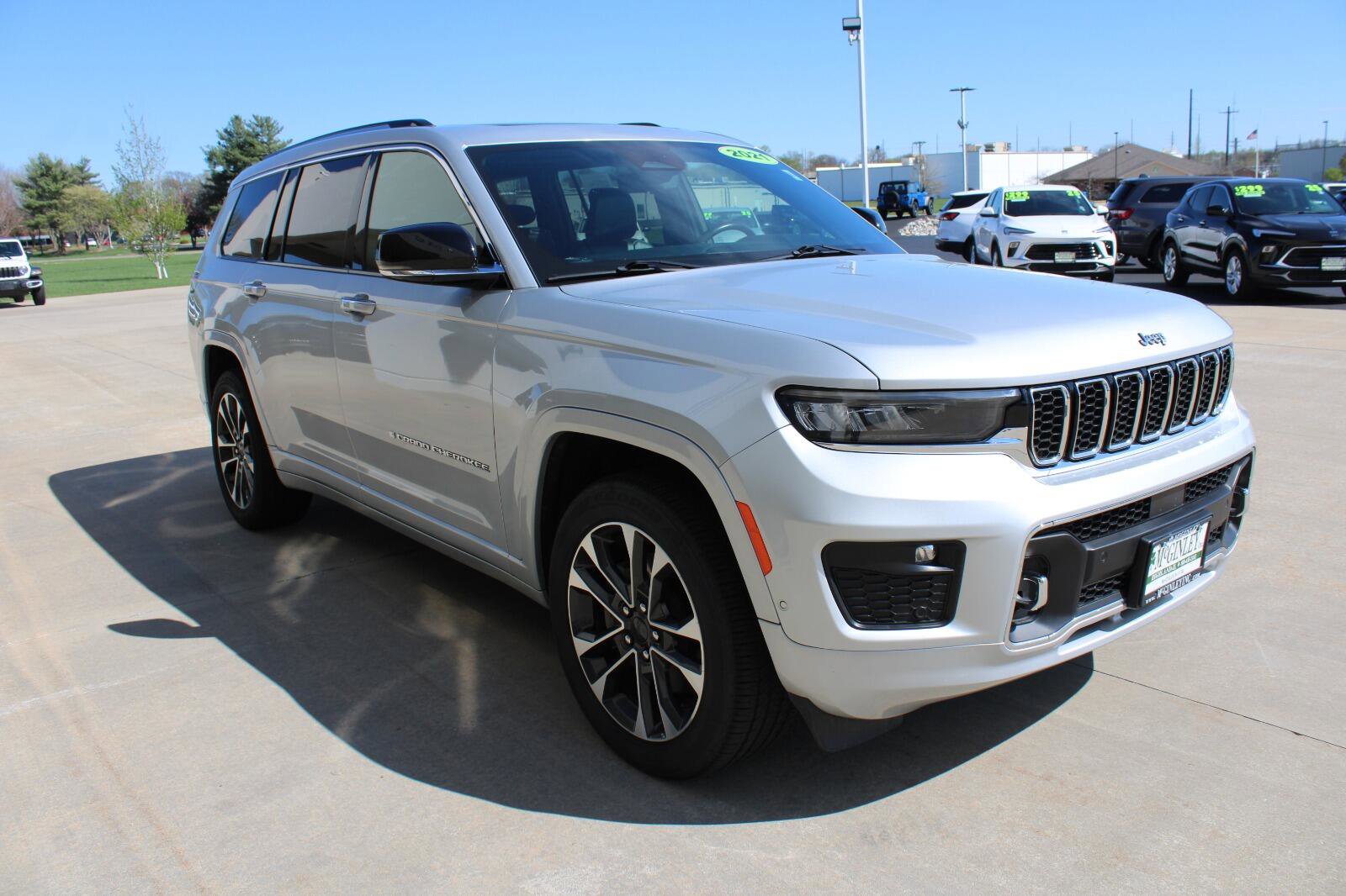 Used 2021 Jeep Grand Cherokee L Overland w/ Luxury Tech Group IV image 5