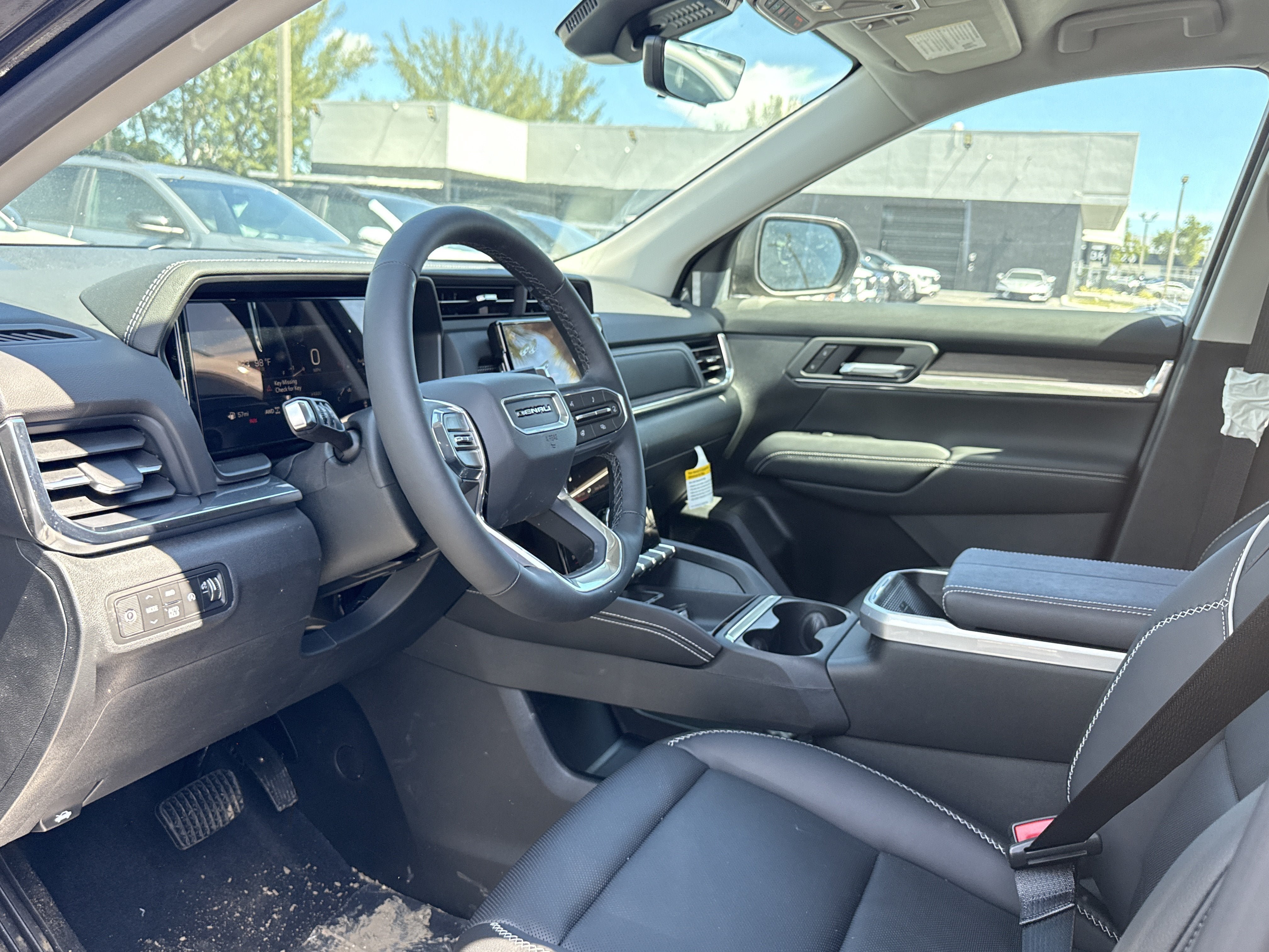 New 2027 GMC Terrain Denali w/ LPO, Floor Liner Package AWD/4WD image 8