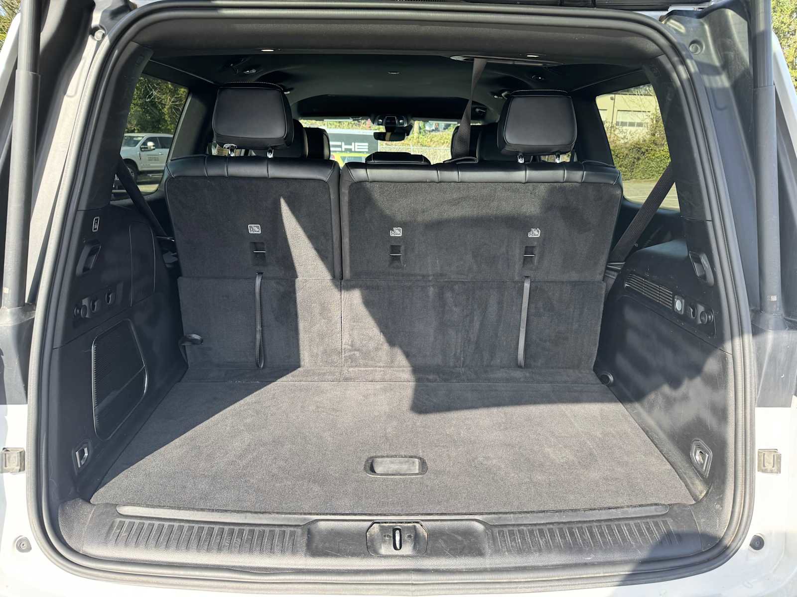 Used 2024 Jeep Wagoneer Series II w/ Flexible Seating Group image 17