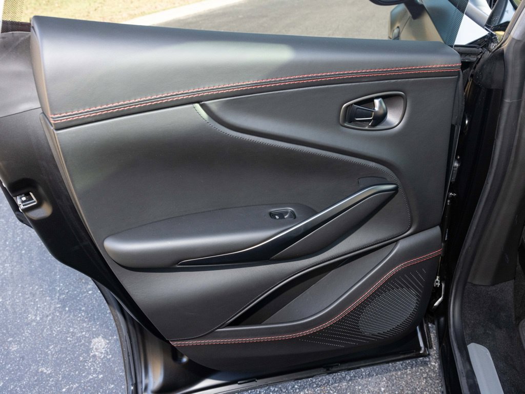 Used 2021 Aston Martin DBX AWD/4WD image 45