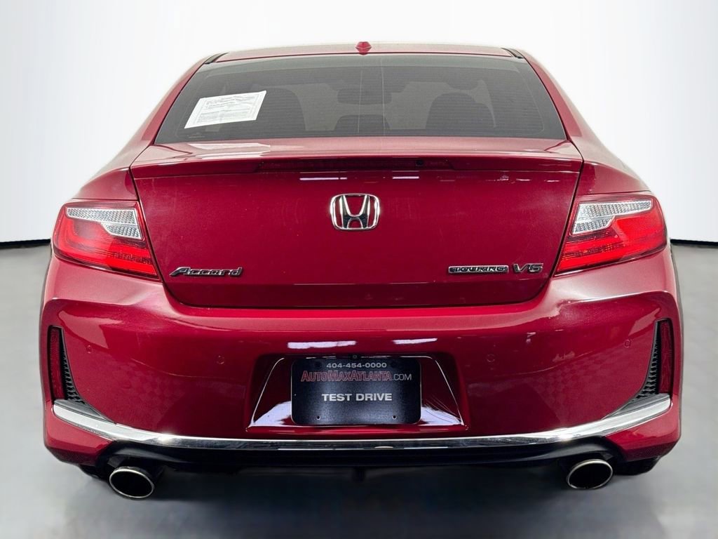 Used 2017 Honda Accord Touring image 6