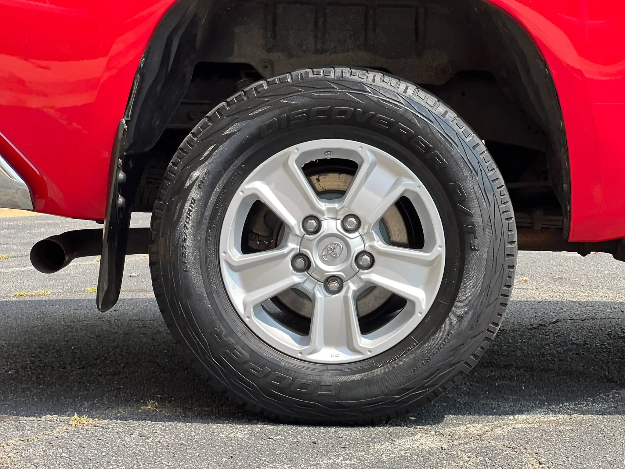 Used 2015 Toyota Tundra SR5 AWD/4WD image 39