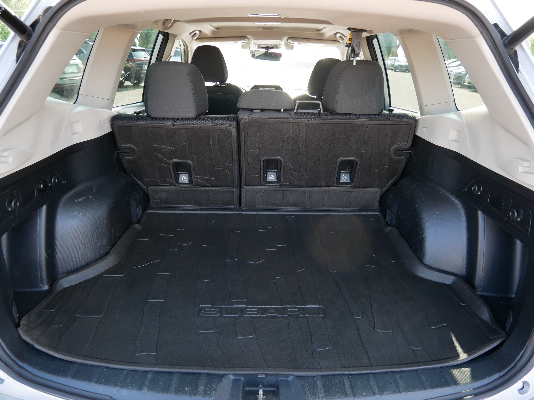 Used 2020 Subaru Forester Premium AWD/4WD image 18