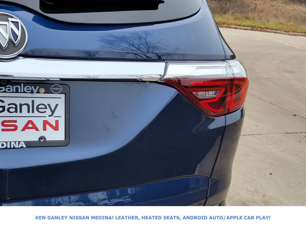 Used 2023 Buick Enclave Essence image 15