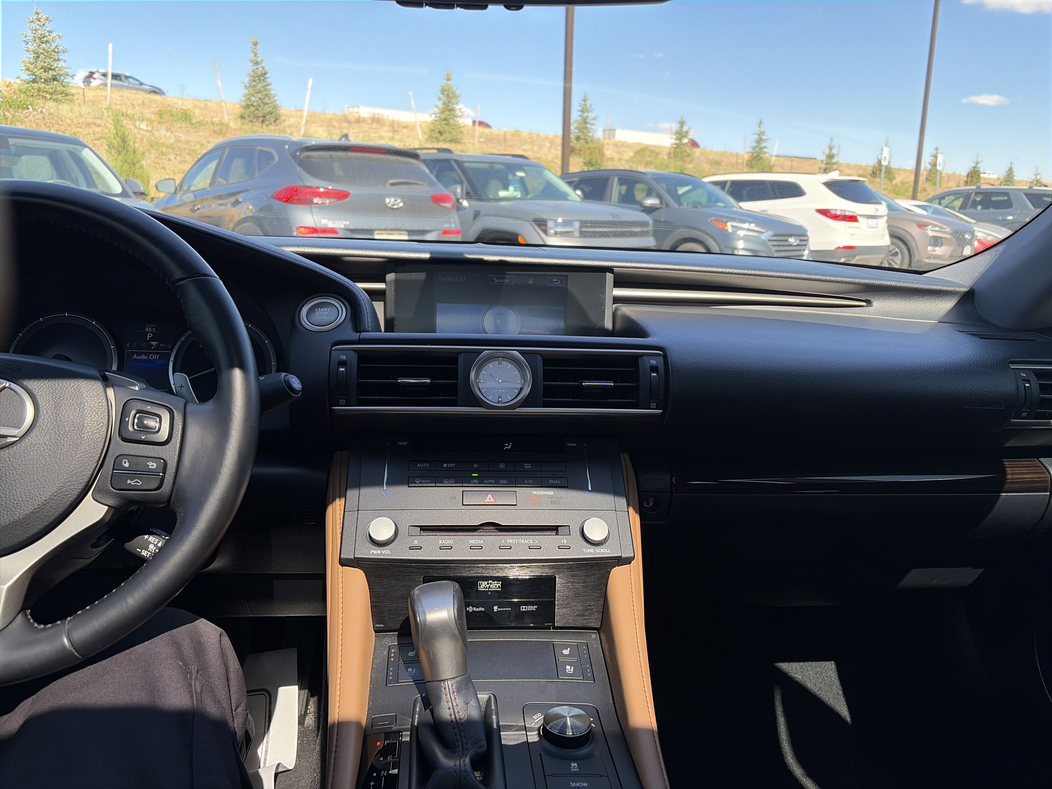 Used 2015 Lexus RC 350 w/ Luxury Package RWD image 18