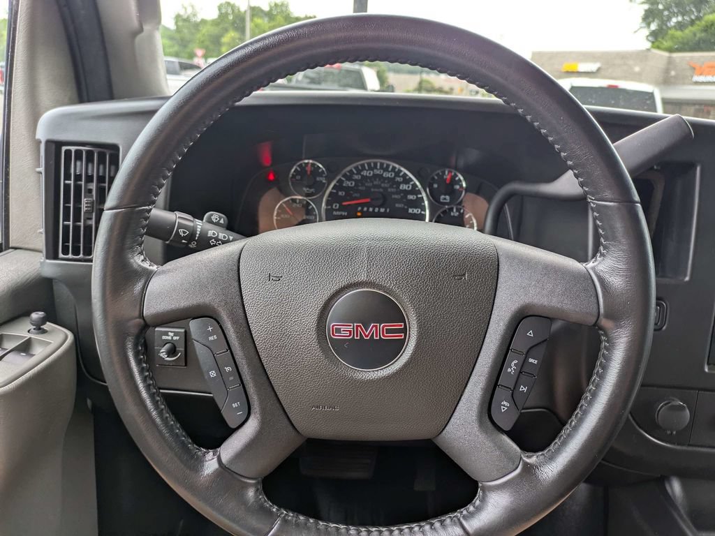 Used 2023 GMC Savana 3500 LS RWD image 24